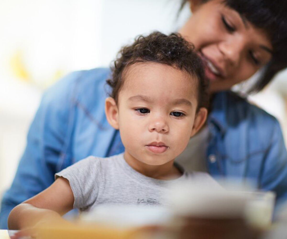 A mother and child at Long Sault Pharmacy, part of Compounding Wellness, a trusted Canadian compounding pharmacy. medications.